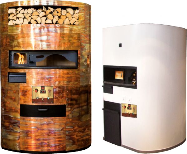 Wood-fired ovens with a rotating cooking surface 